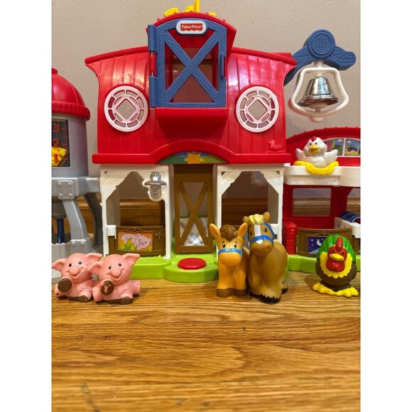 Fisher-Price Little People Farm Toy Playset With Smart Stages Learning Content - Picture 4 of 10